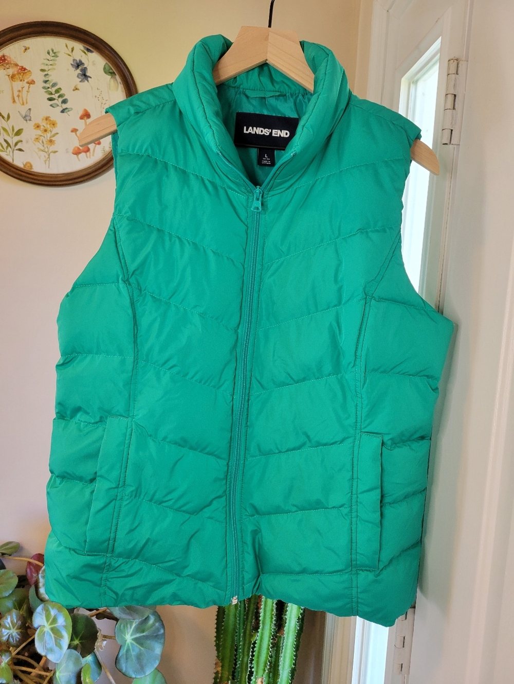 Lands'‎ End Women's Down Puffer Bright Green Quilted Zip Up Vest, Size Womens L